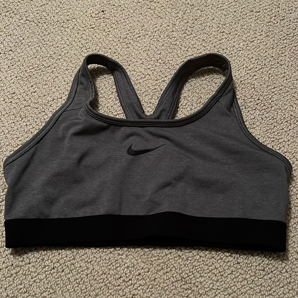 Nike DriFit XL sports bra